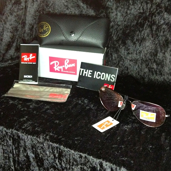 NEW!!!Ray-Ban Aviator Sun Glasses - Picture 2 of 9